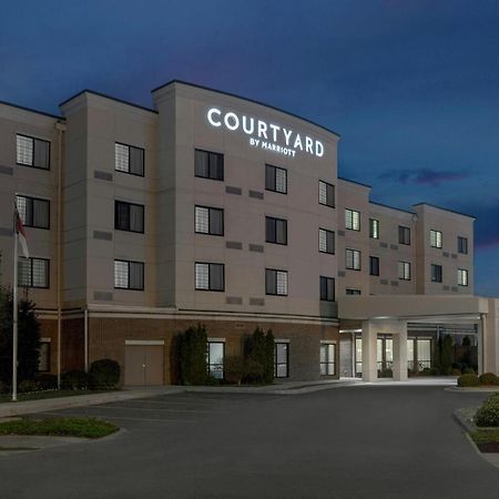 Готель Courtyard By Marriott Солсбері Екстер'єр фото
